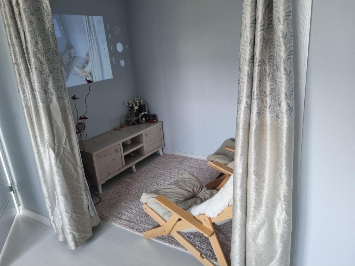 Gashi Sarang Bed and Breakfast Seogwipo Esterno foto